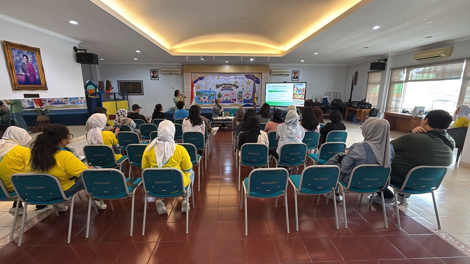 Parents attending the Fantasia reading session